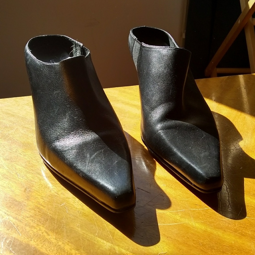 Vintage Liz Claiborne mules, size 8 M